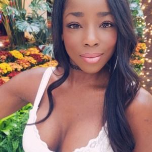 Meet your Posher, Adam